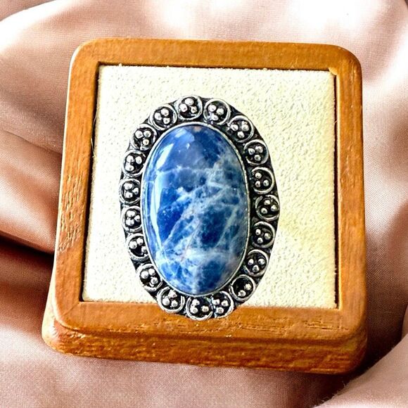 Stunning Sodalite Statement Boho Silver Ring Oval Framed Size 8.5 New - Picture 1 of 6